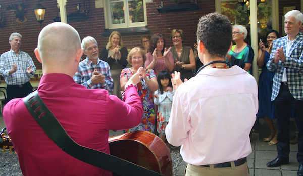 live muziek terras Moon About